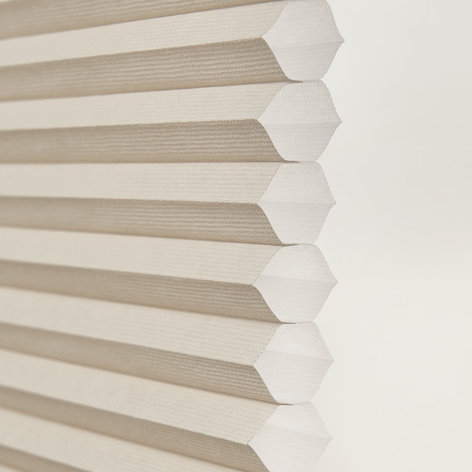 Beige0832062