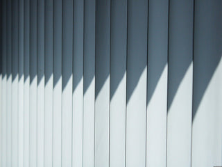 how to fix vertical blinds
